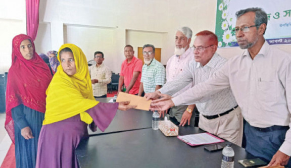 Thousands of Families Self-Reliant with Bashundhara Foundation's Interest-Free Loans