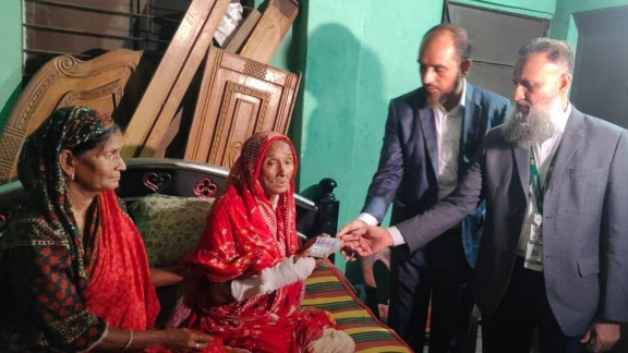 Anvir Bashundhara Group Foundation Stands Beside Baul Artist Kangalini Sufia