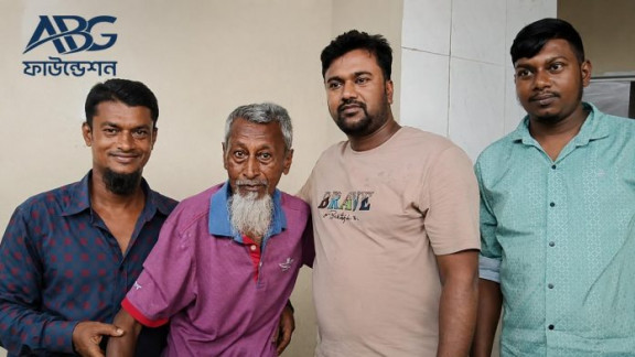 Anvir Bashundhara Group Foundation stands by the helpless elderly man