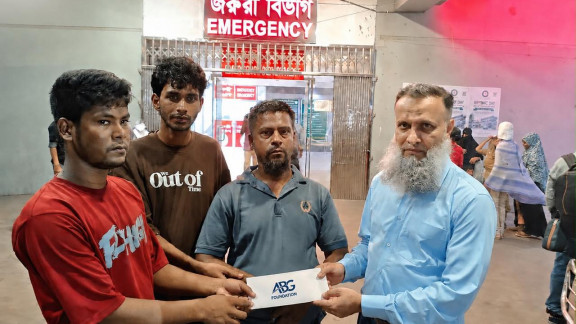 দগ্ধ রাকিব হাসানের পাশে আনভীর বসুন্ধরা গ্রুপ ফাউন্ডেশন