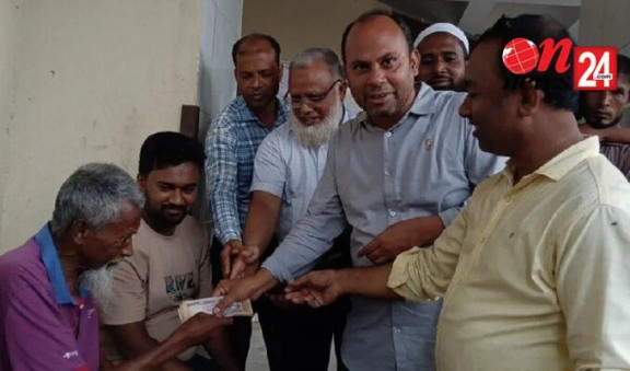 অসহায় বৃদ্ধকে সহায়তায় এগিয়ে এলো আনভীর বসুন্ধরা গ্রুপ ফাউন্ডেশন