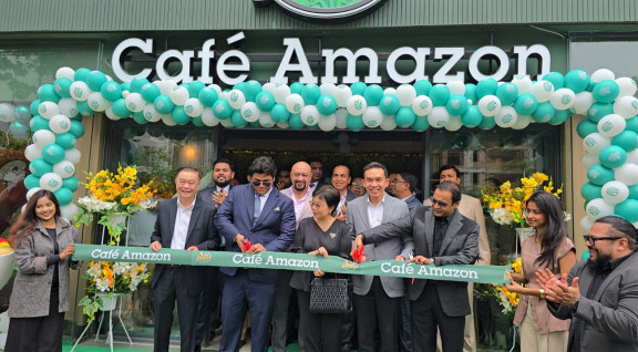 Thai coffee chain Café Amazon launches in Bashundhara