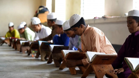 প্রতি শুক্রবার ৫০০ এতিম শিশুর খাবারের ব্যবস্থা এবিজি ফাউন্ডেশনের