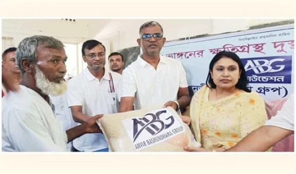 মানিকগঞ্জে নদীভাঙনে ক্ষতিগ্রস্তদের পাশে মানবিক উদ্যোগ